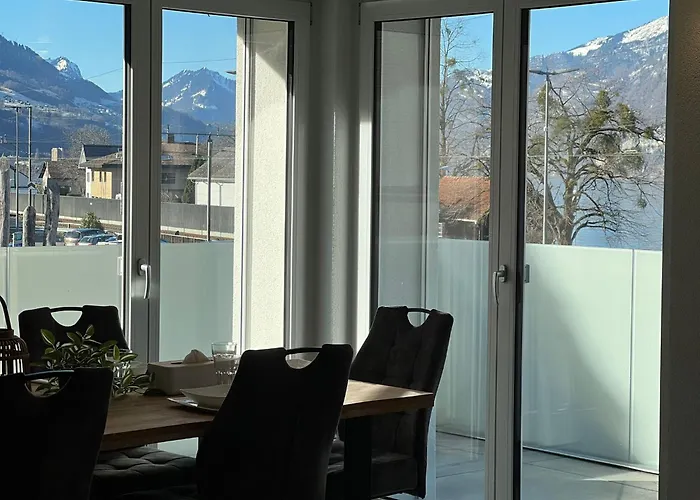 In Am Schoene Walensee *