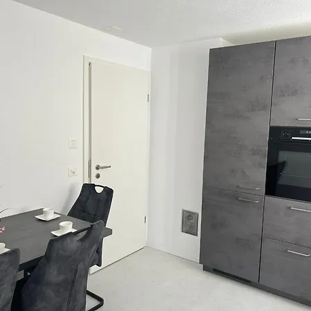 In Am Schoene Walensee